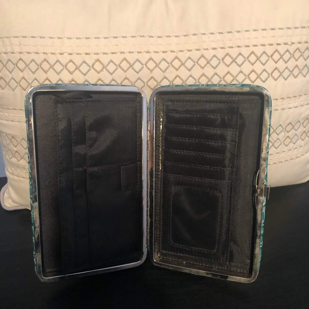 Turquoise Wallet - Picture 4 of 7